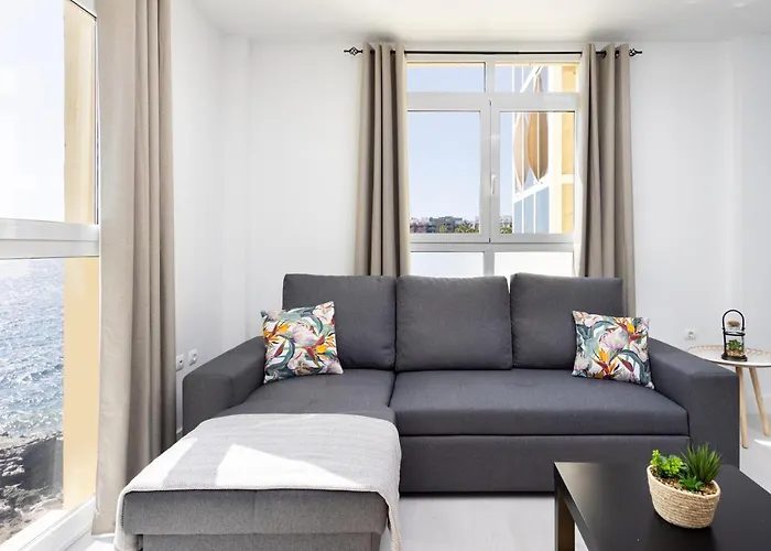 Natural Ocean Pool * Адехе