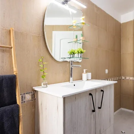 Natural Ocean Pool Appartamento *